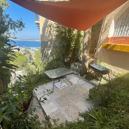 Puig Rom Apartment *